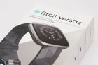 Titelbild des Artikels: Fitbit Versa 2 im Test – Smartwatch und Fitness bestens kombiniert