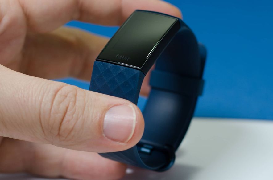 Fitbit Charge 4 – Begleiter für sechs Wochen