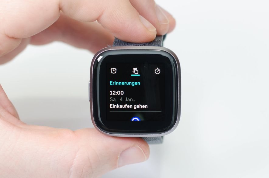 Fitbit Versa 2 – Erinnerungen per Amazon Alexa