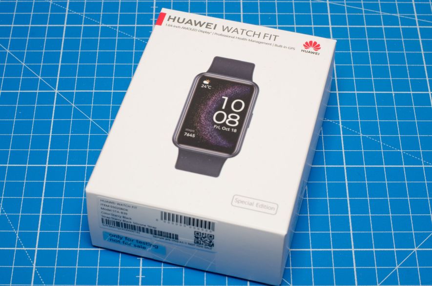 Verpackung der Huawei Watch Fit SE