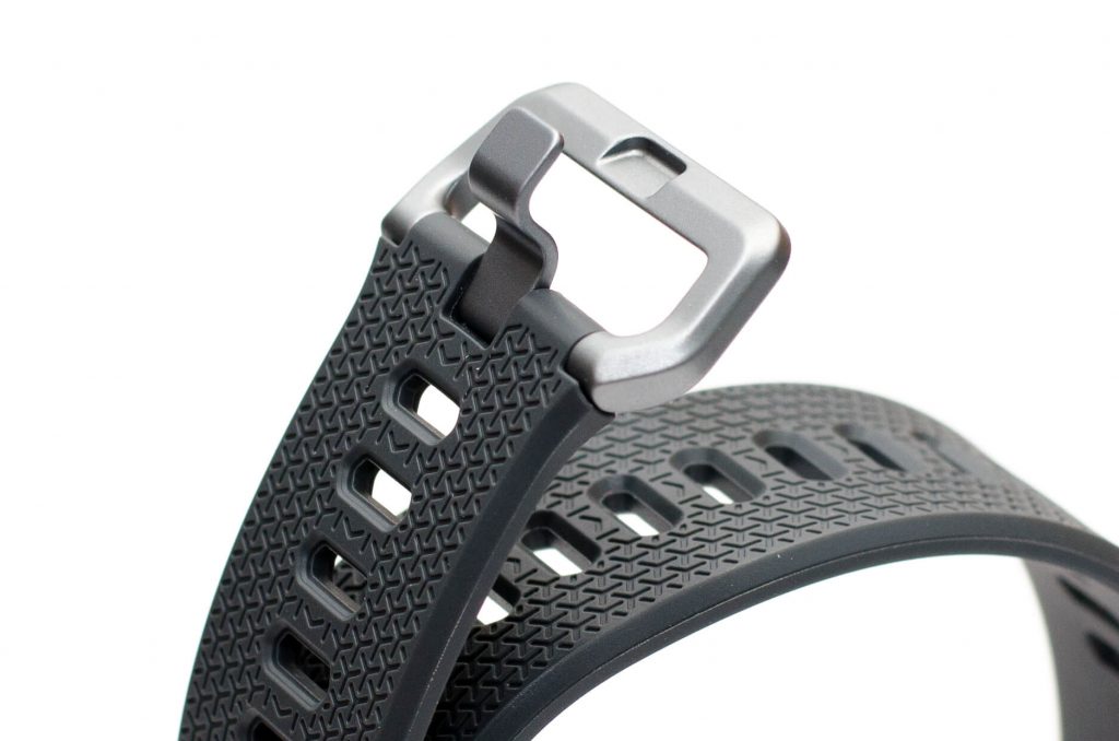 Fitbit Ionic - Stabiler Armbandverschluss