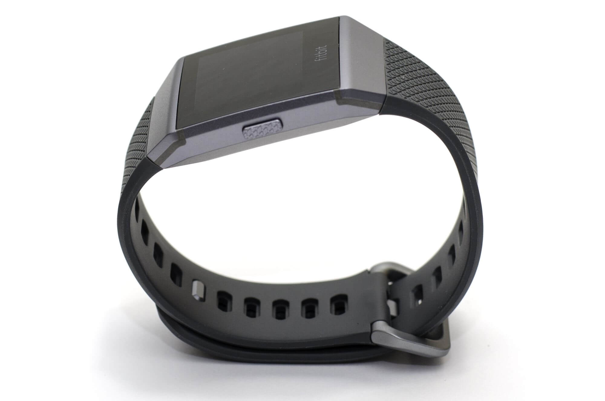 Fitbit Ionic - Profil von der Seite