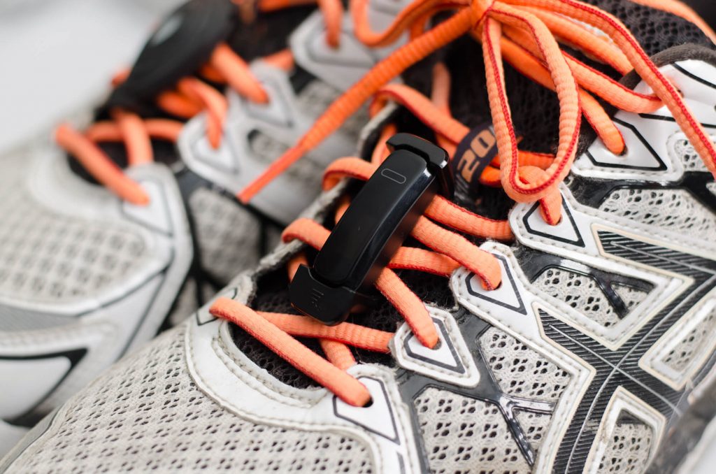 Huawei Band 3e - Clip am Sportschuh