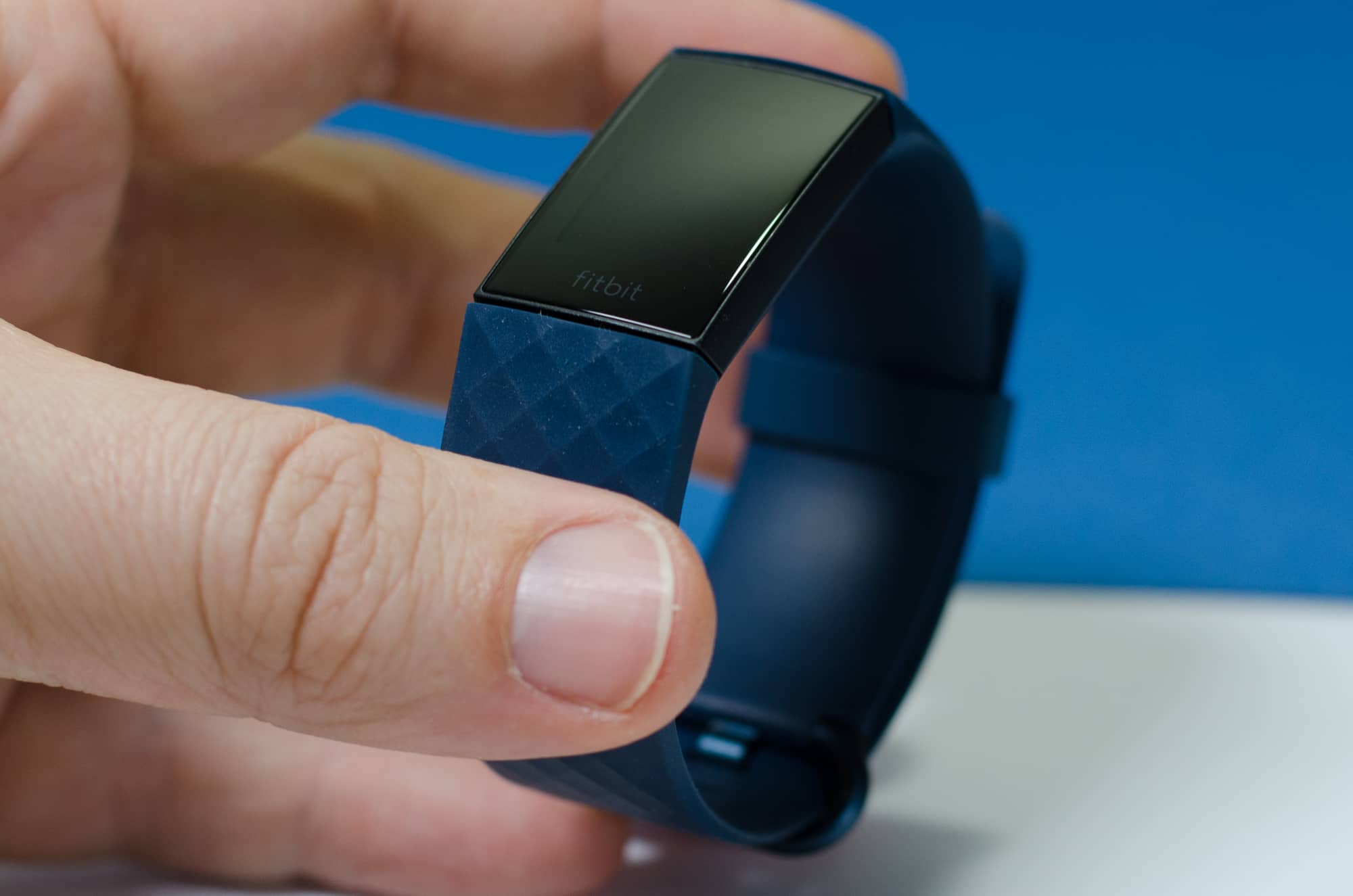 Fitbit Charge 4 - Begleiter für sechs Wochen