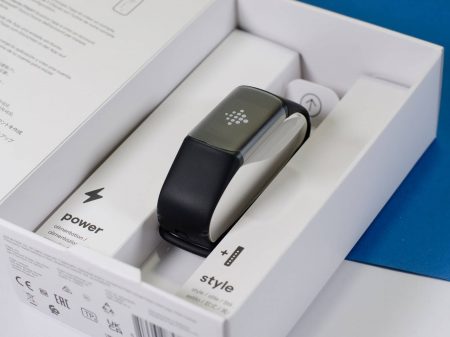 Fitbit Charge 5